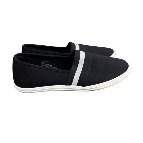 Serra Memory Foam Sneakers size 9 Black Canvas Slip On Barely Worn Comfort - Picture 1 of 8